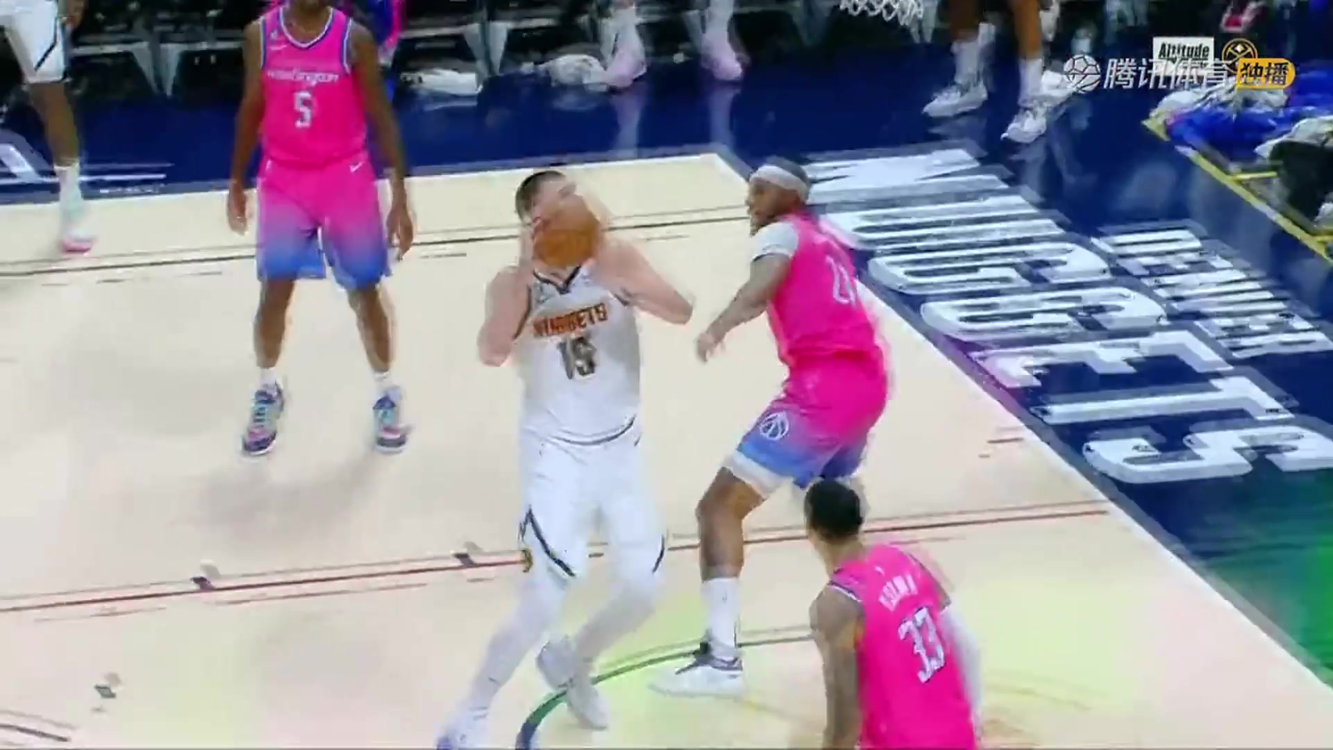 這效率要沖三連MVP？約基奇20中17爆砍43分14板8助5斷皆全隊最高（約基奇砍32分20籃板10助攻）